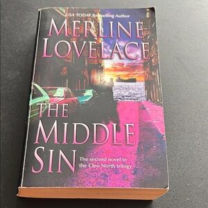 The Middle Sin by Merline Lovelace Paperback
